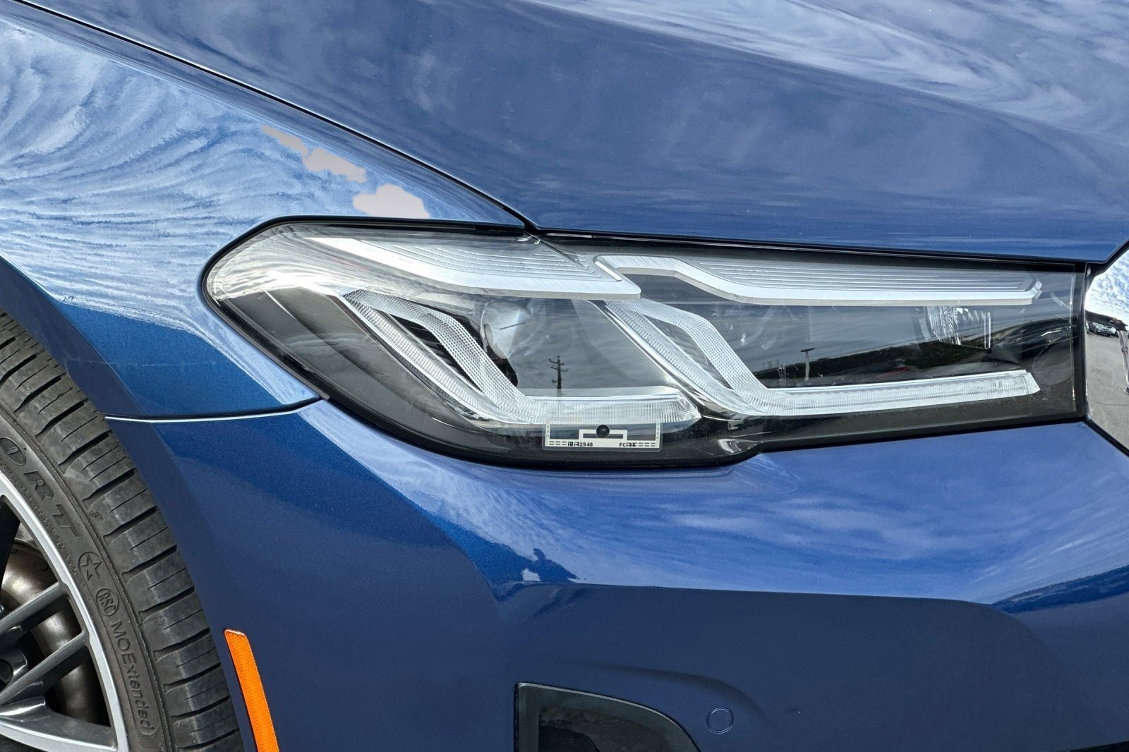 Used 2023 BMW 530e w/ Premium Package image 10