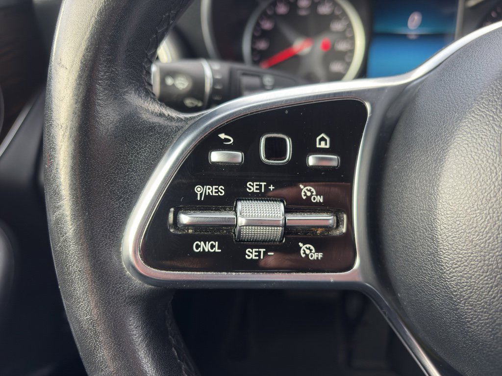 Used 2020 Mercedes-Benz GLC 300 4MATIC image 24