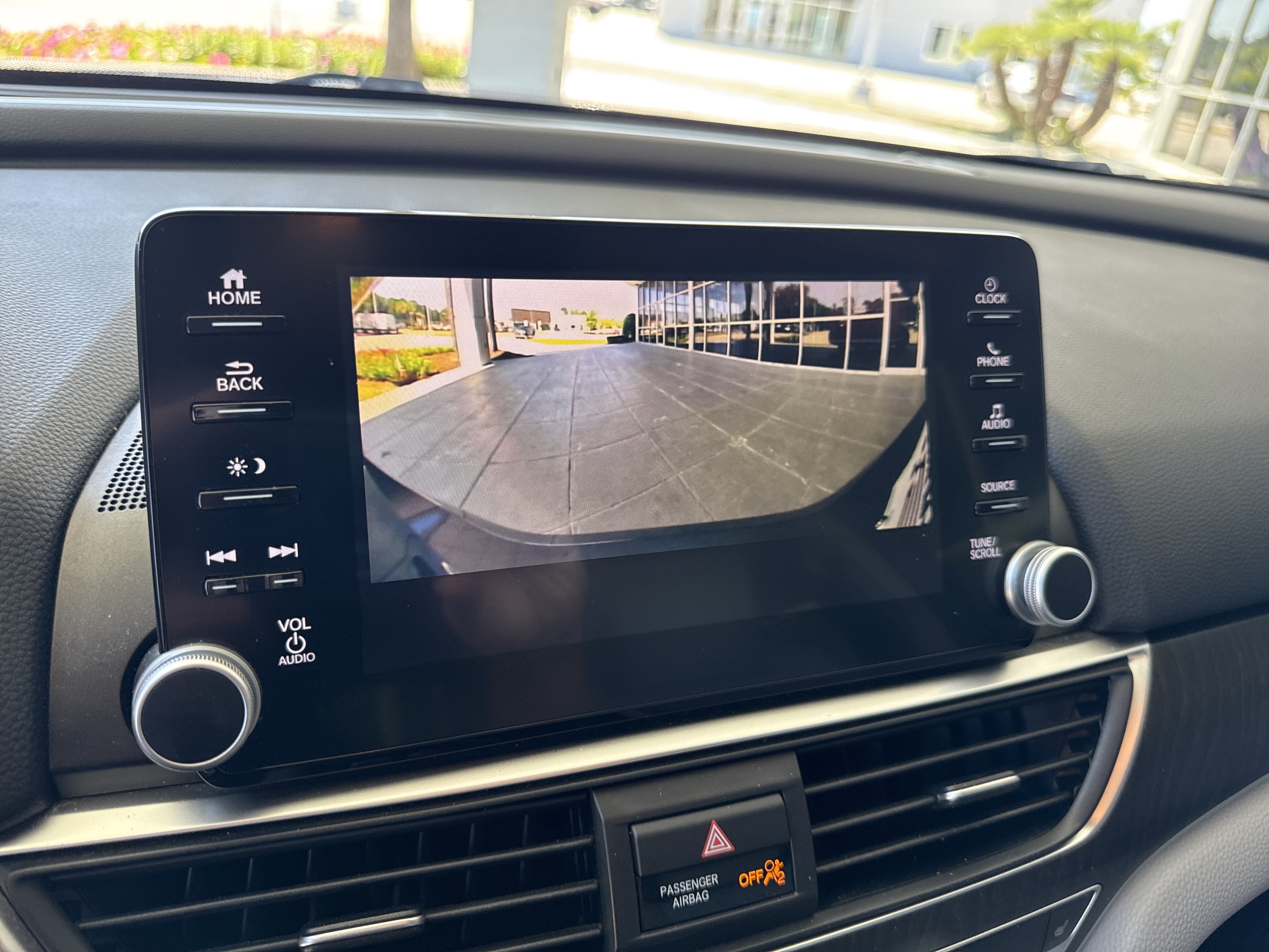 Used 2018 Honda Accord EX-L image 23