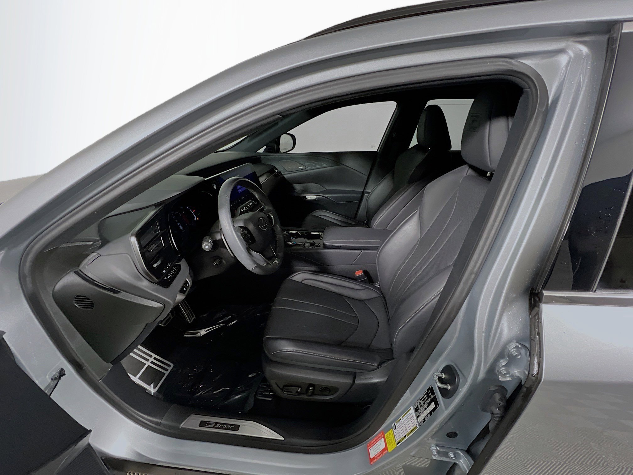 Used 2023 Lexus RX 350 F Sport w/ Cold Area Package image 14