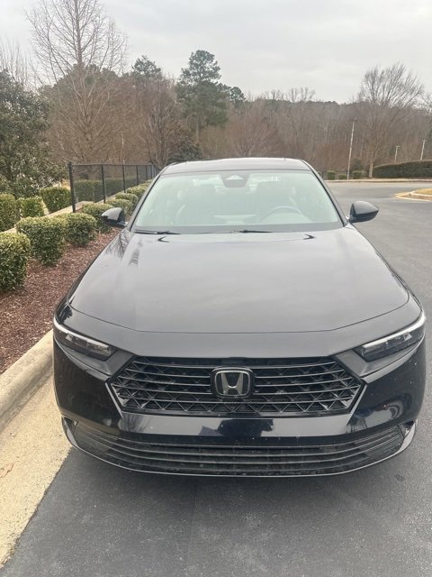 Used 2023 Honda Accord Sport image 1