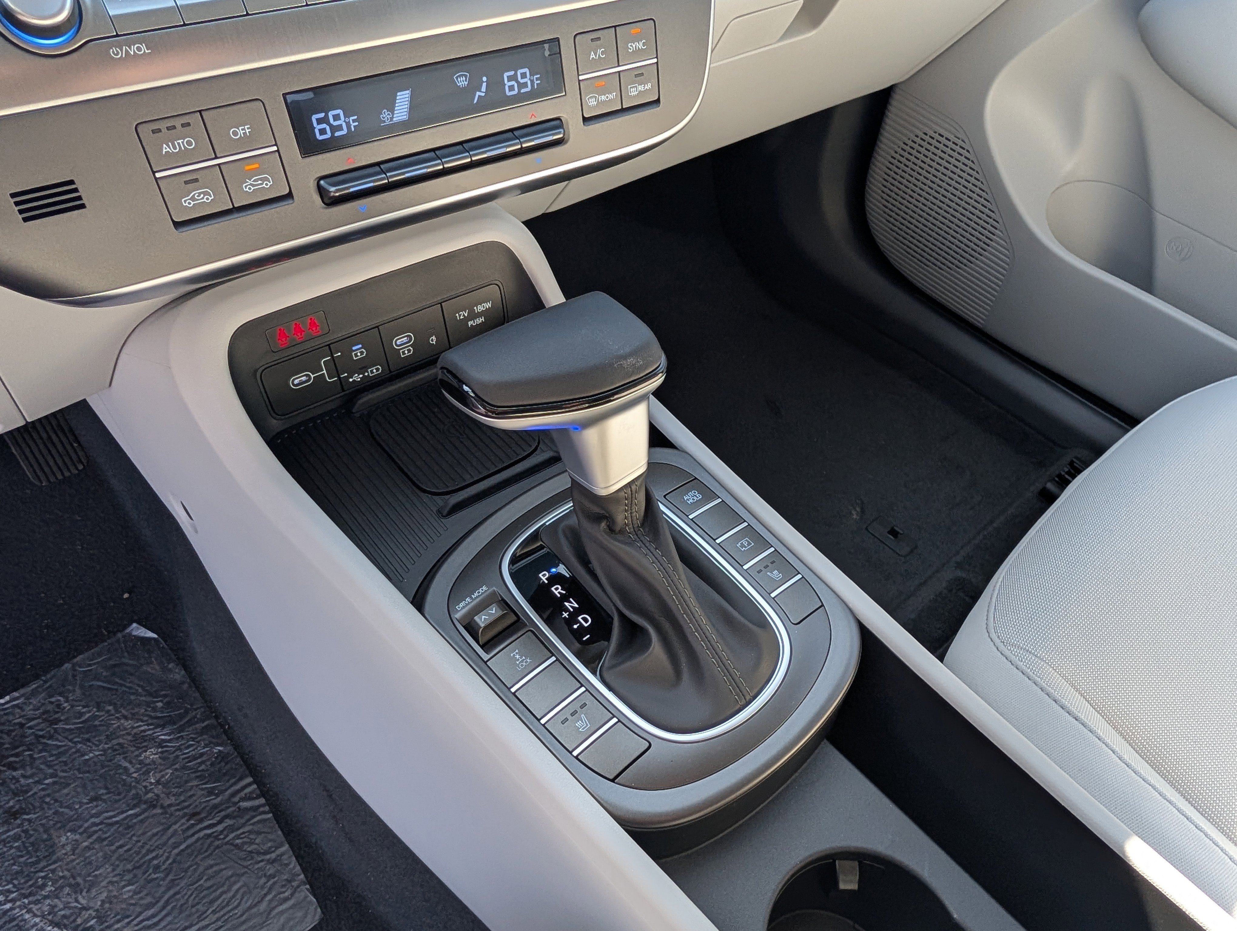 New 2026 Hyundai Kona SEL Sport image 14