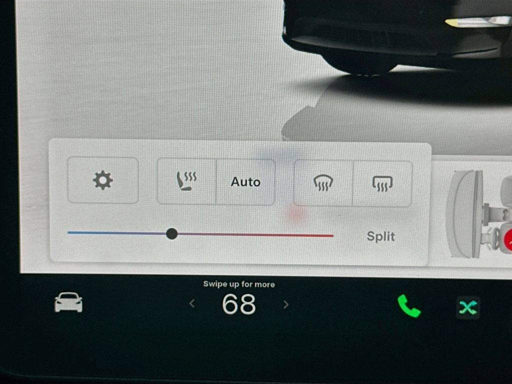 Used 2023 Tesla Model Y AWD image 19