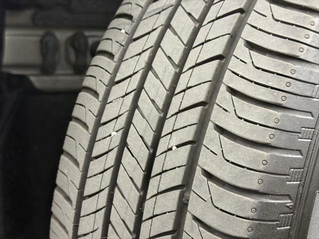 Certified 2025 Toyota Corolla LE image 36