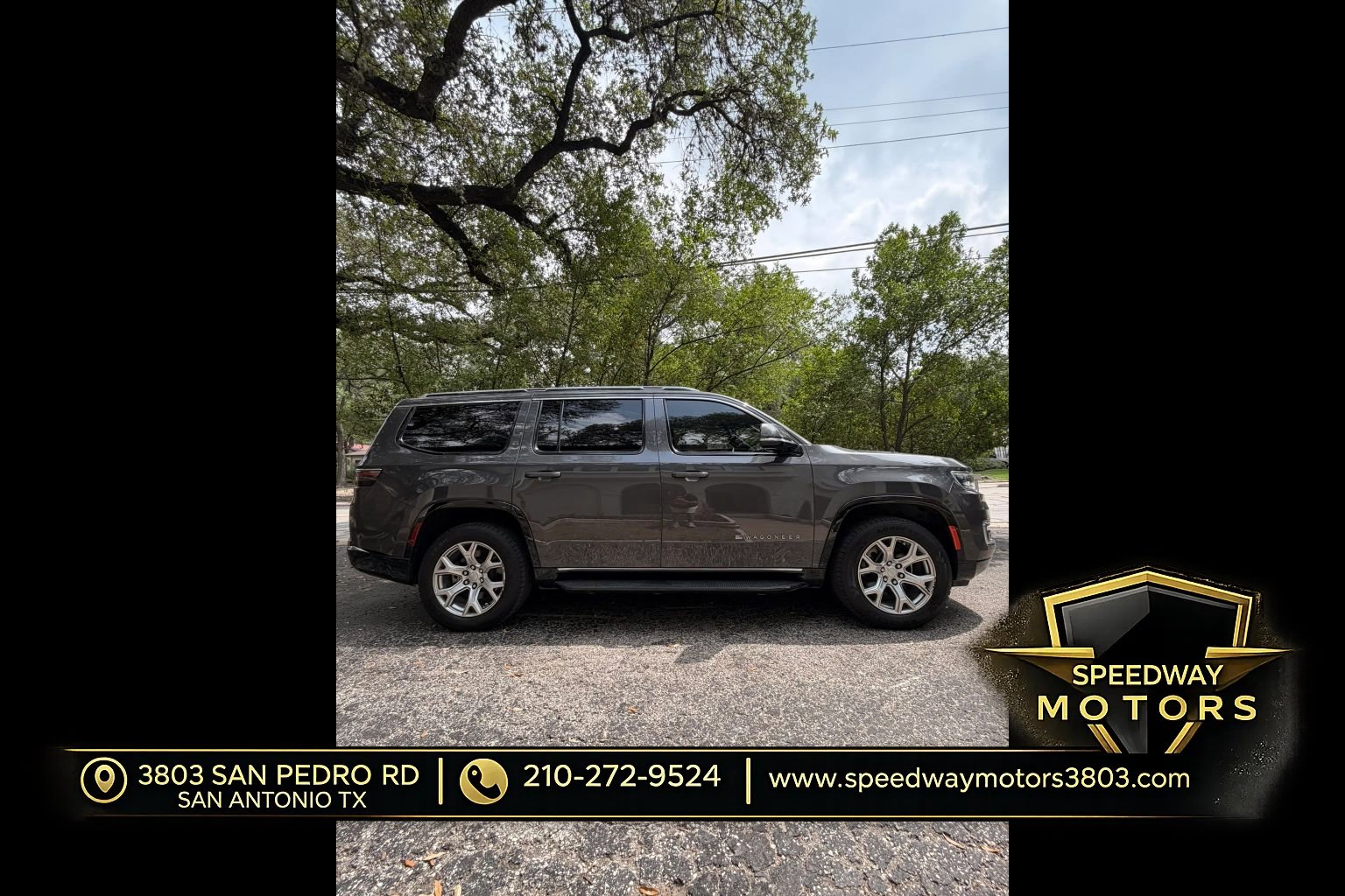 Used 2022 Jeep Wagoneer Series II AWD/4WD image 4