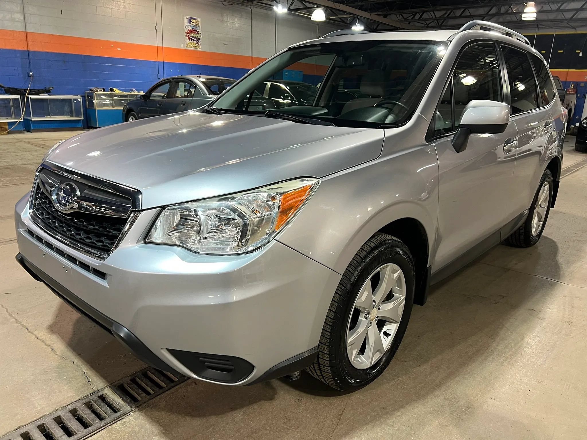 Used 2015 Subaru Forester 2.5i Premium w/ All-Weather Package AWD/4WD image 7