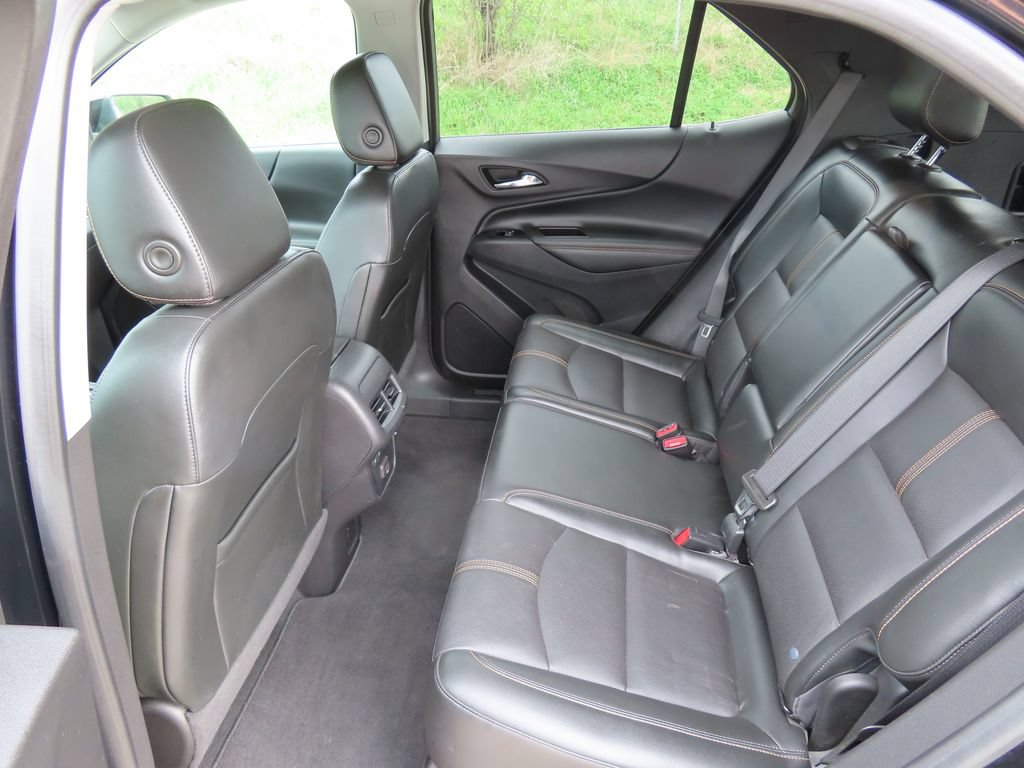 Used 2023 Chevrolet Equinox Premier AWD/4WD image 30