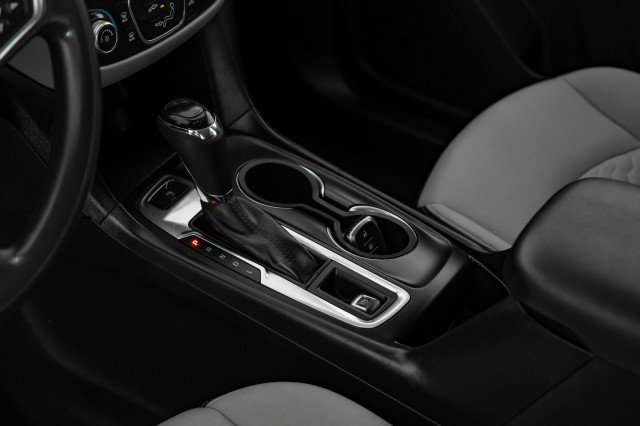 Used 2021 Chevrolet Equinox LS image 21