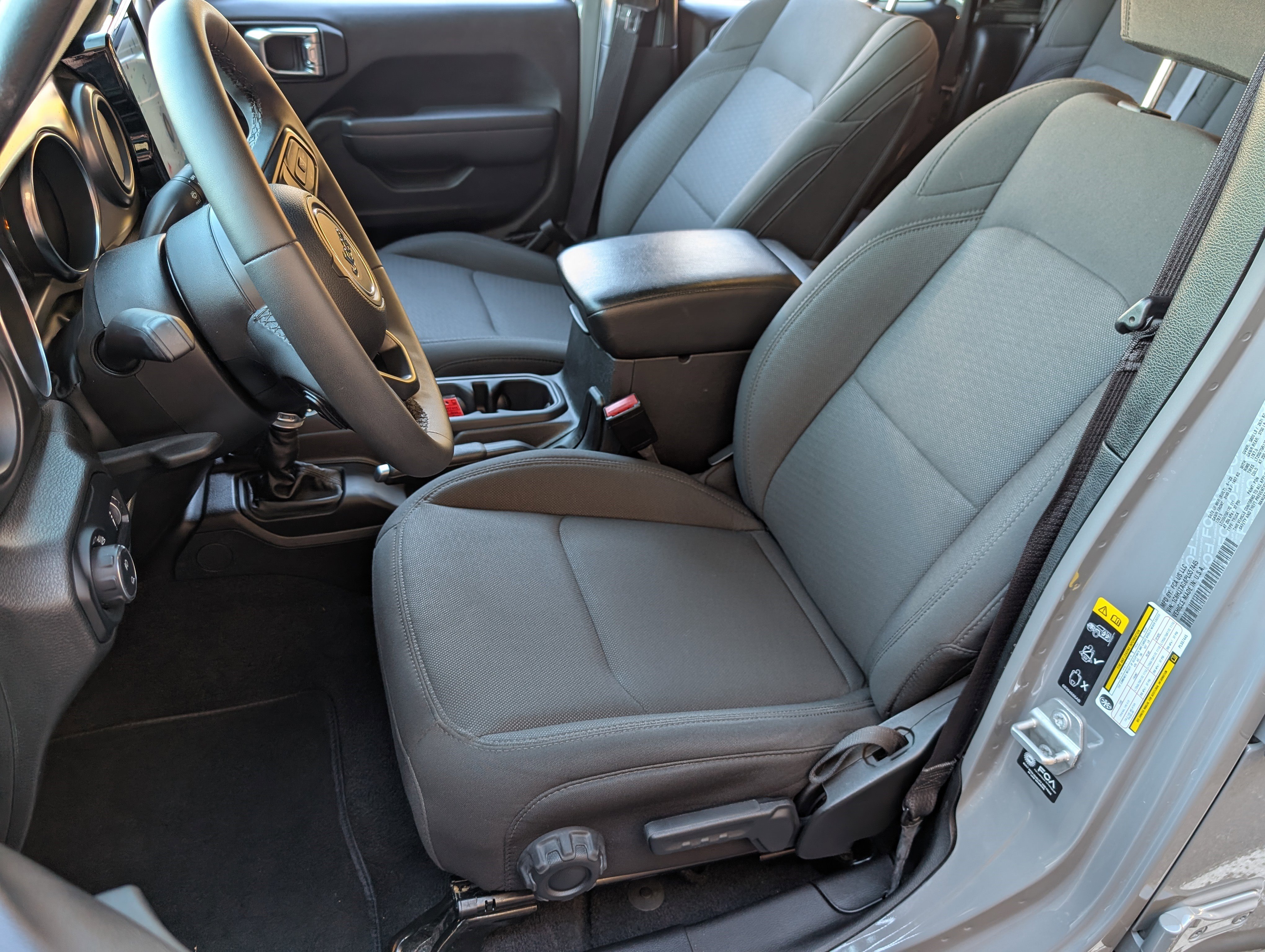 Used 2023 Jeep Gladiator Willys image 15