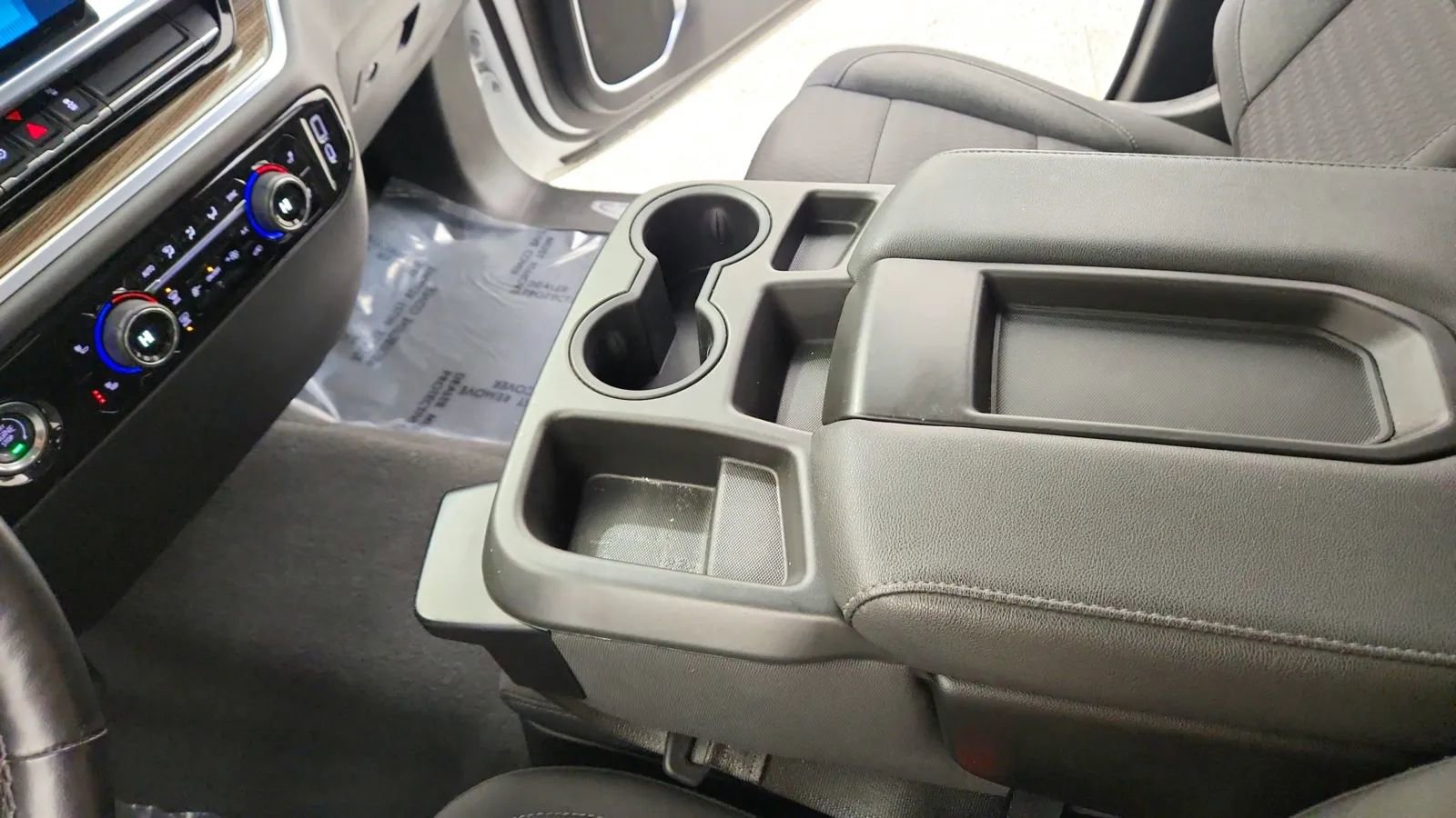 Used 2022 Chevrolet Silverado 1500 LT image 27