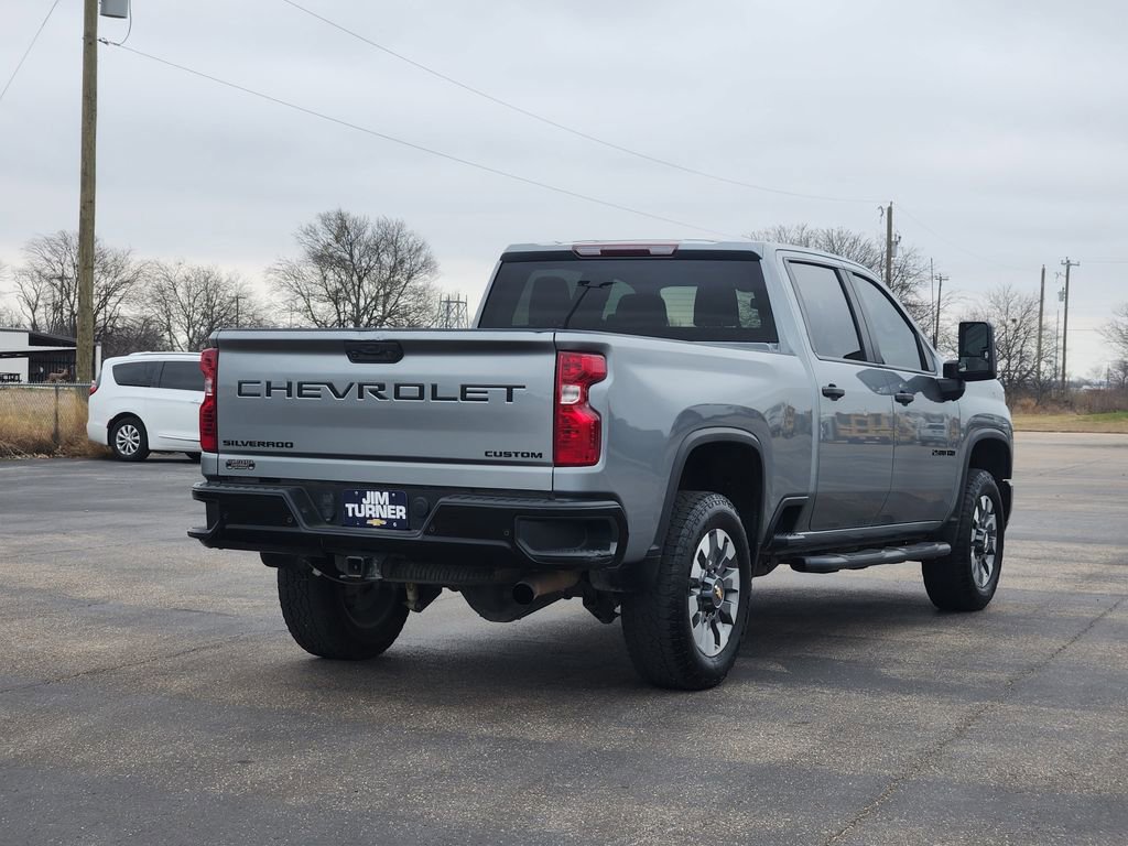 Used 2024 Chevrolet Silverado 2500 Custom w/ Custom Value Package image 5