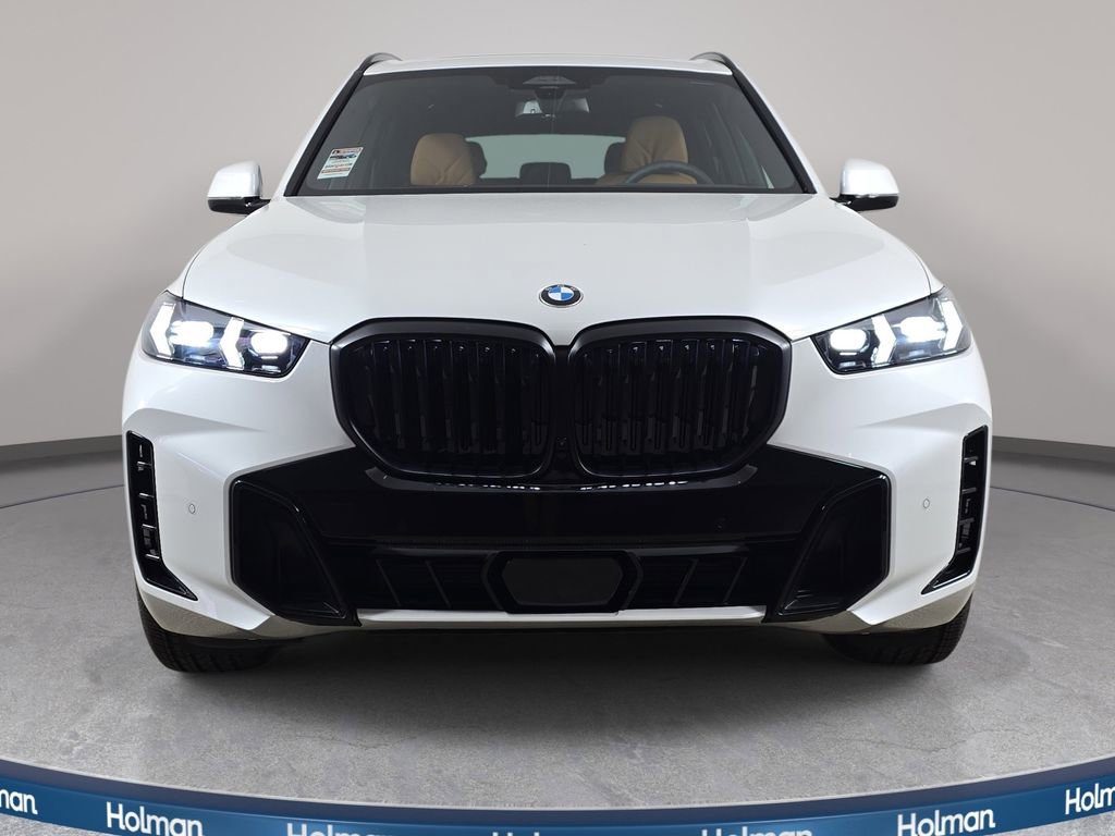 New 2026 BMW X5 xDrive40i w/ M Sport Package AWD/4WD image 2