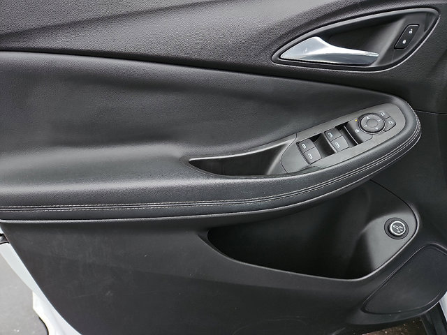 Used 2021 Buick Encore GX Select w/ Advanced Technology Package image 12