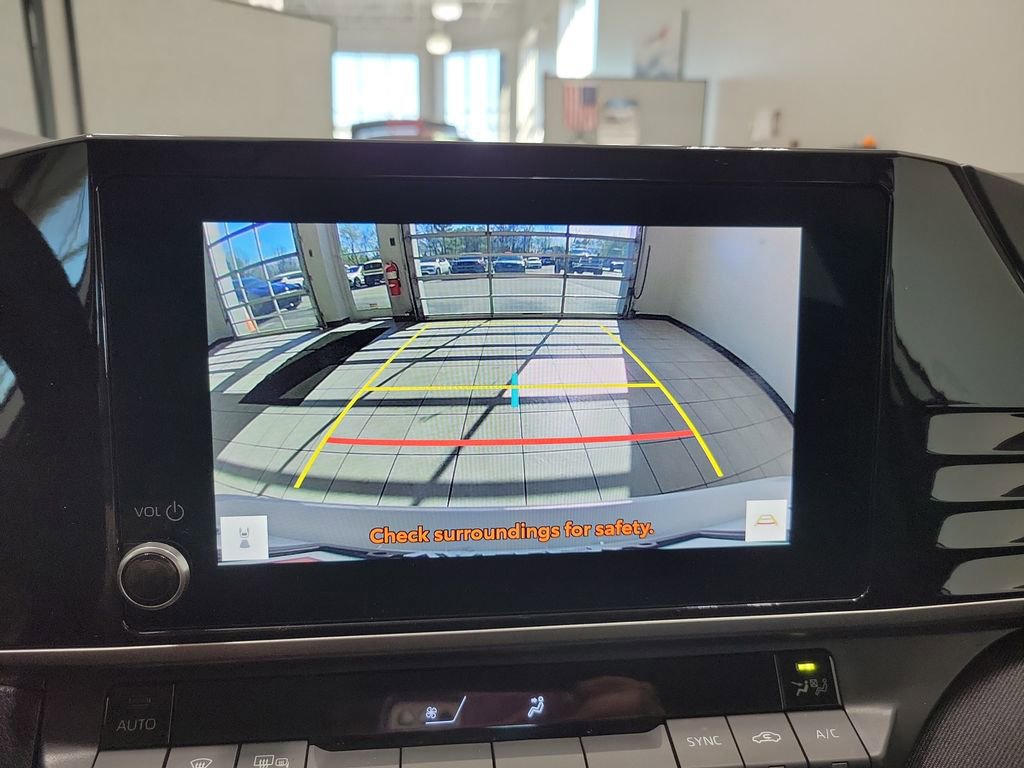 Used 2025 Toyota Camry LE FWD image 44