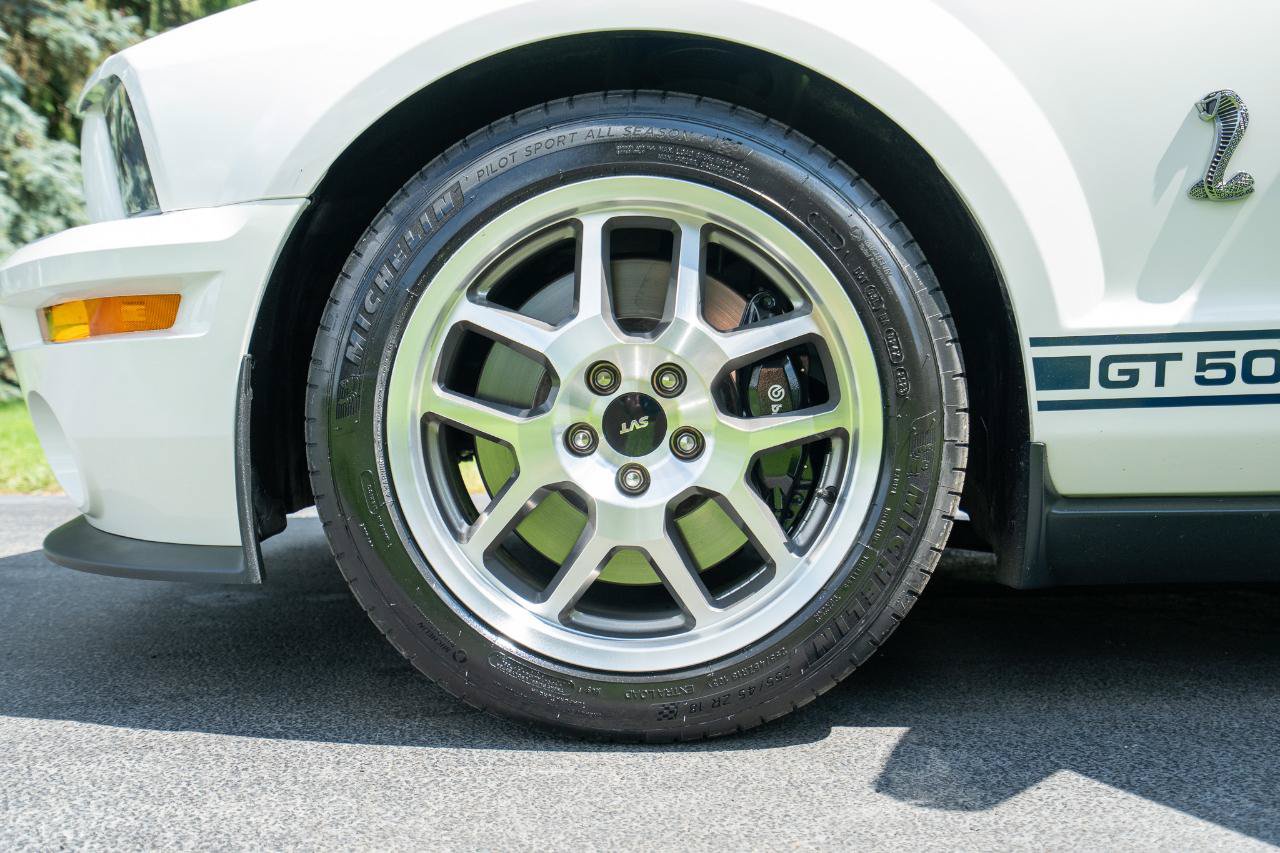 Used 2008 Ford Mustang Shelby GT500 RWD image 29