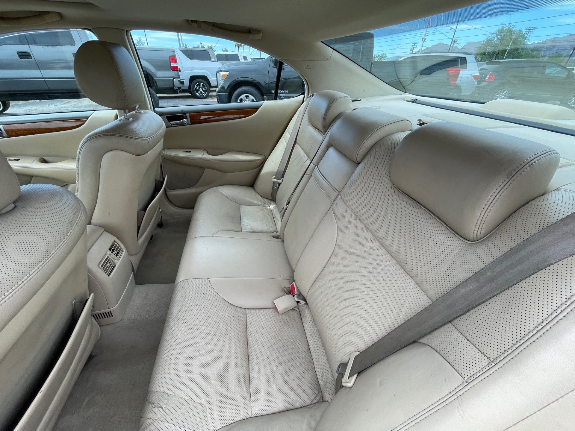 Used 2005 Lexus ES 330 FWD image 20