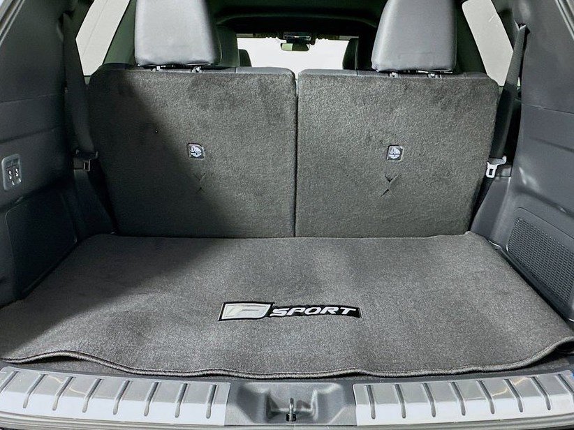 New 2026 Lexus TX 500h AWD image 31