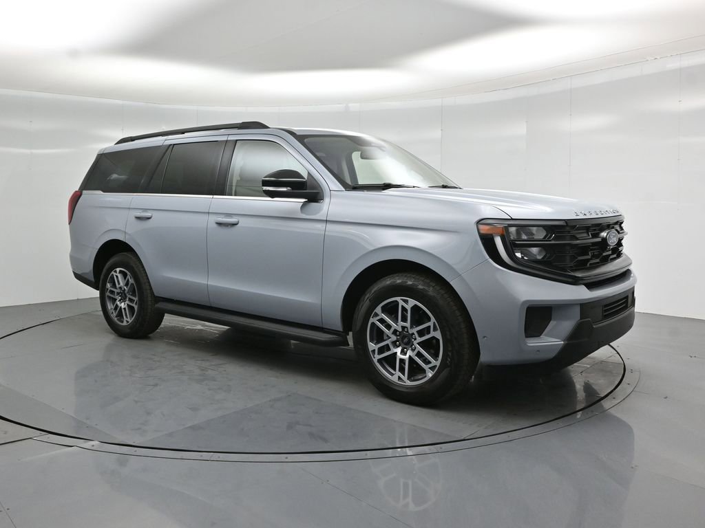 Certified 2025 Ford Expedition Active image 25