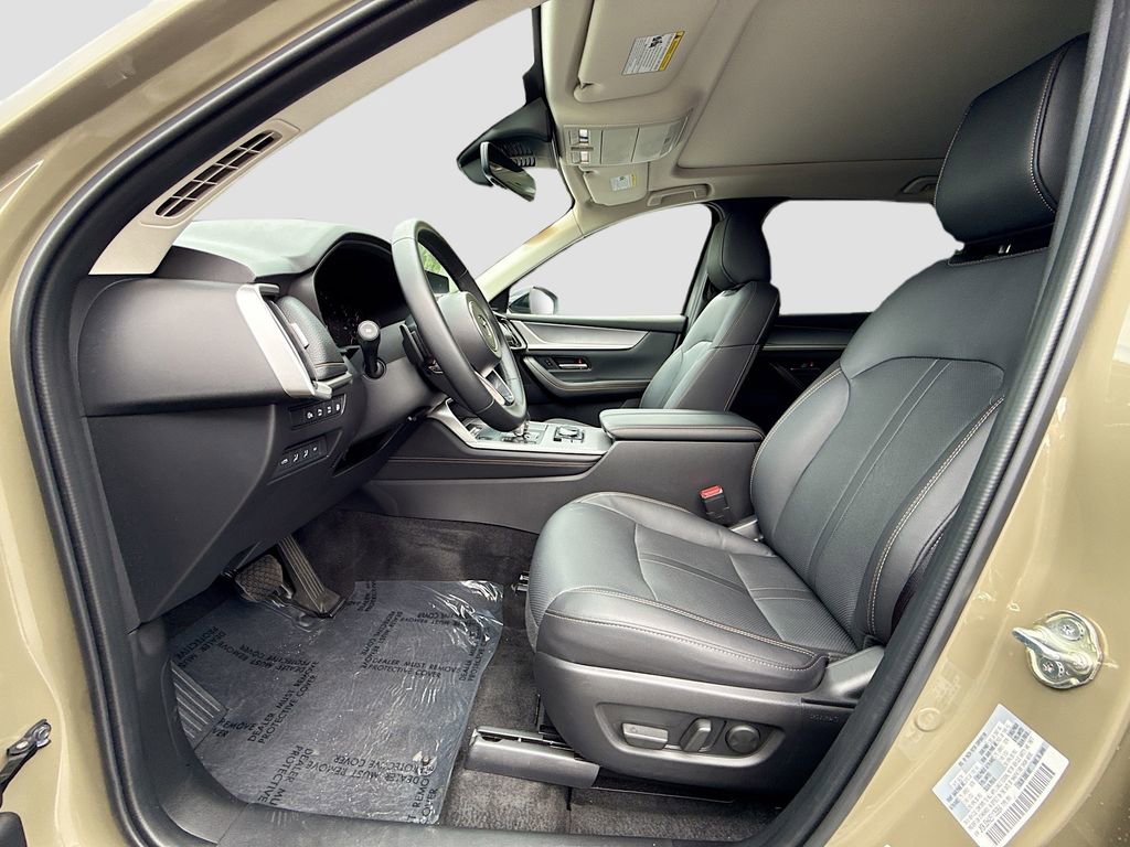 Certified 2025 MAZDA CX-70 Plug-In Hybrid w/ Premium Pkg image 25