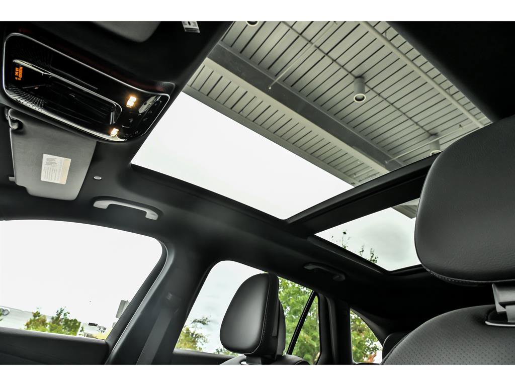 New 2026 Mercedes-Benz GLC 300 4MATIC image 10