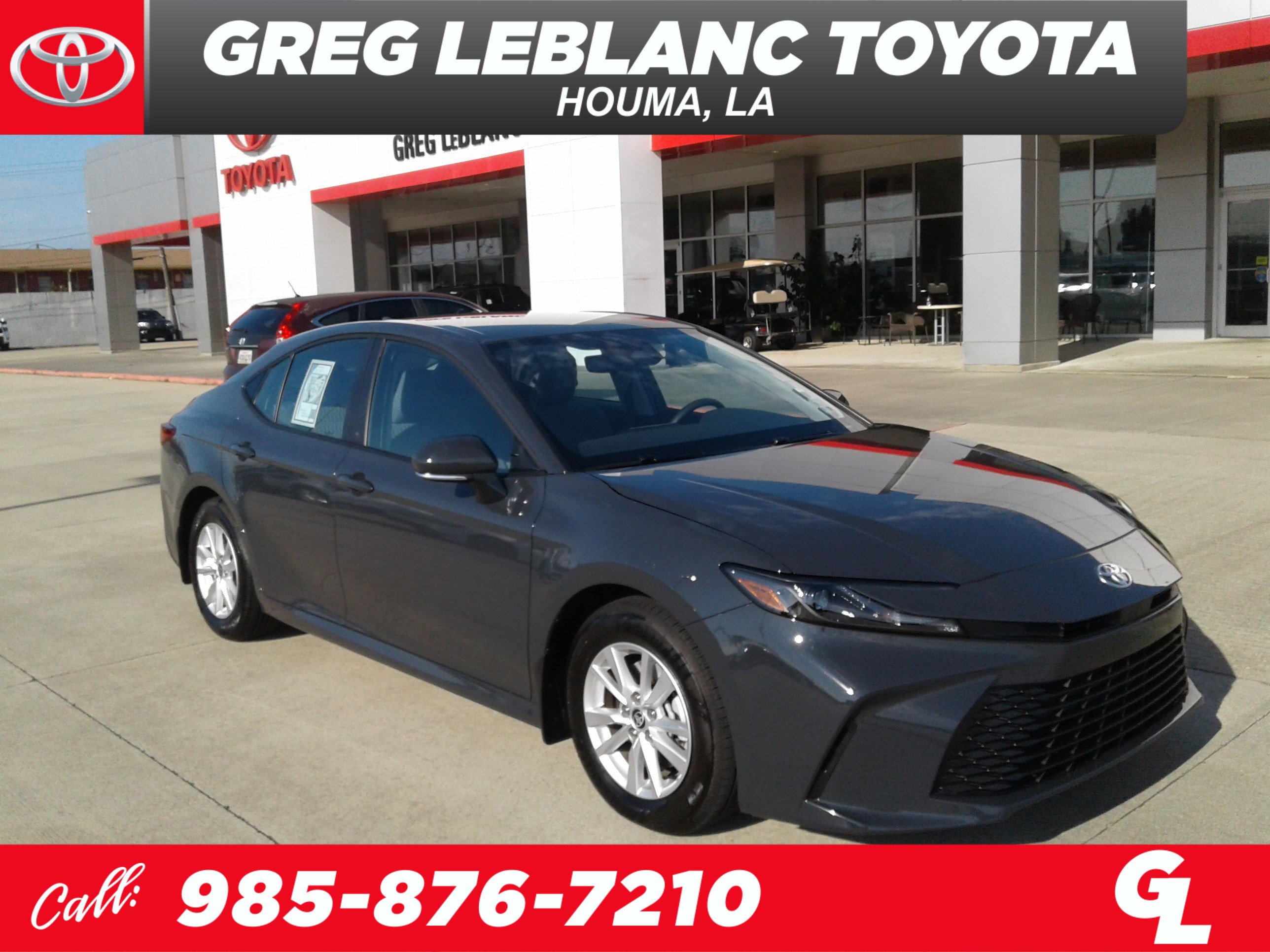 Used 2025 Toyota Camry LE image 1