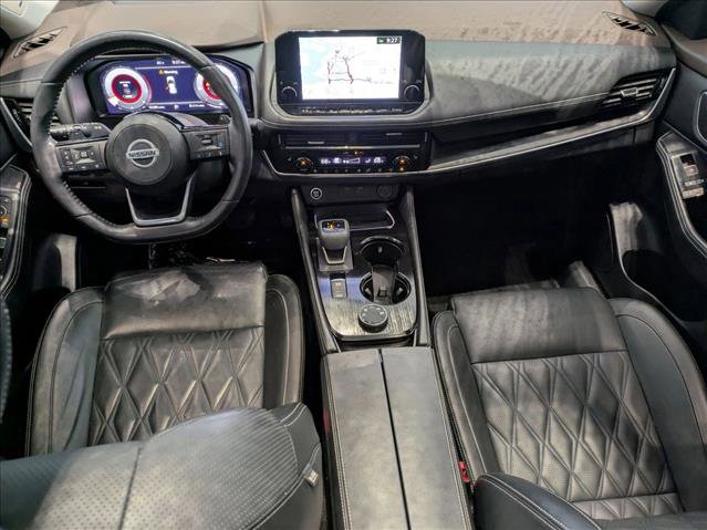 Used 2021 Nissan Rogue Platinum image 18