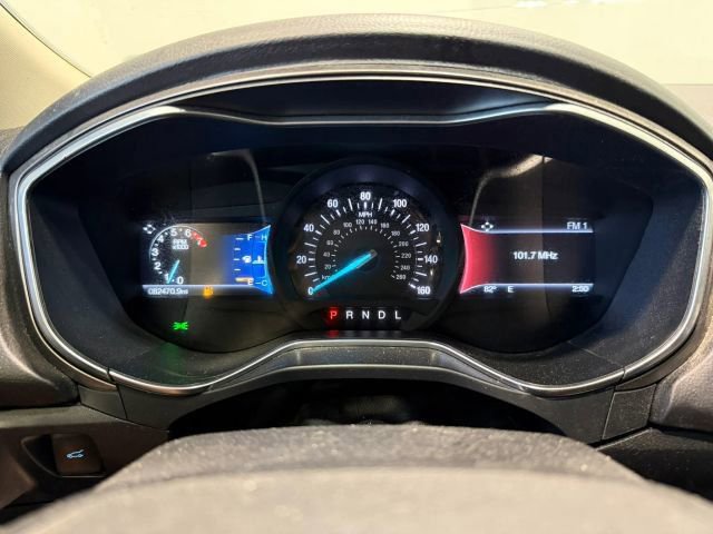 Used 2017 Ford Fusion SE w/ Fusion SE Technology Package FWD image 17
