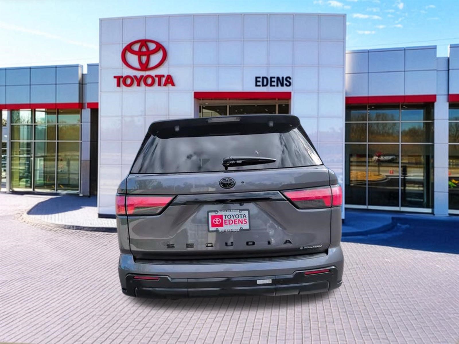 New 2026 Toyota Sequoia Platinum w/ TRD Off-Road Package AWD/4WD image 4