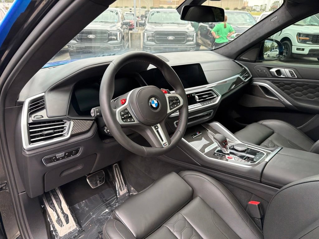Used 2021 BMW X6 M AWD/4WD image 13