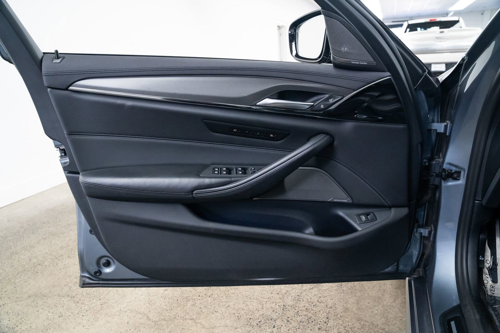 Used 2022 BMW M5 w/ Competition Package image 17