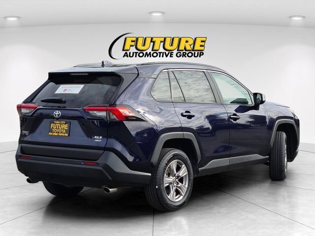 Used 2025 Toyota RAV4 XLE AWD/4WD image 5