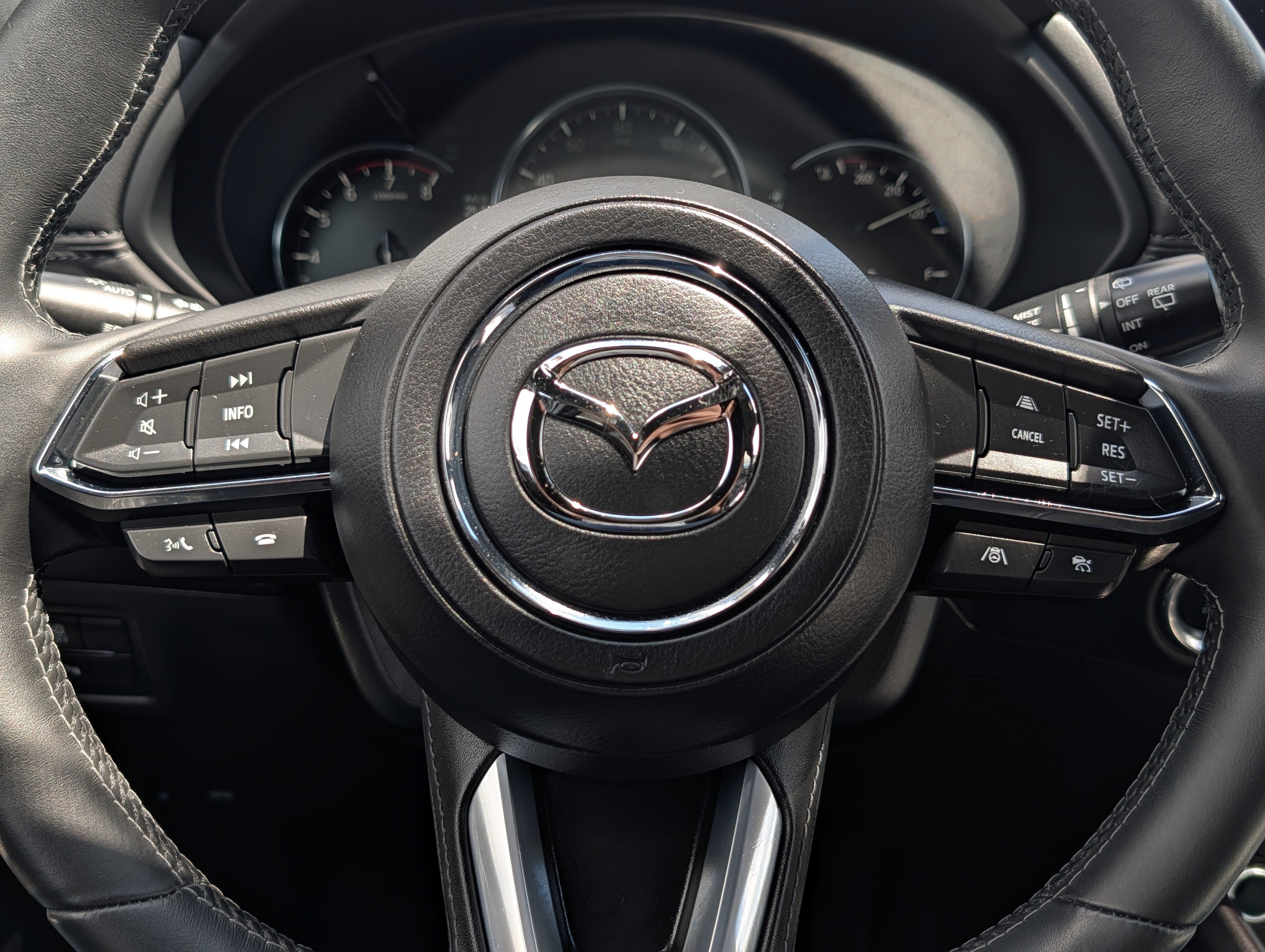Used 2023 MAZDA CX-5 Signature AWD/4WD image 25