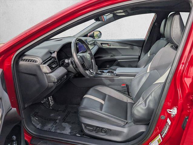 Used 2025 Toyota Camry SE w/ Multimedia Upgrade Package FWD image 14