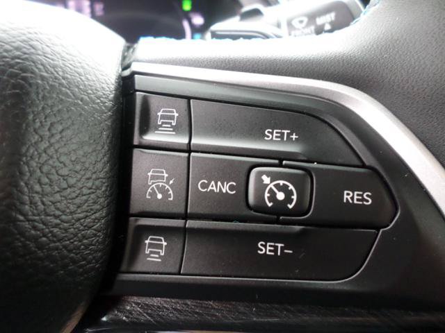 Used 2022 Jeep Grand Cherokee Trailhawk w/ Advanced Protech Group II AWD/4WD image 30