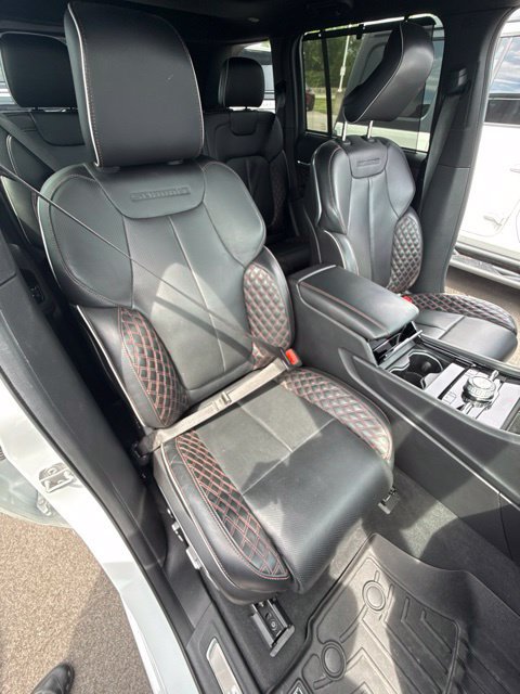 Used 2022 Jeep Grand Cherokee Summit w/ Luxury Tech Group V AWD/4WD image 33