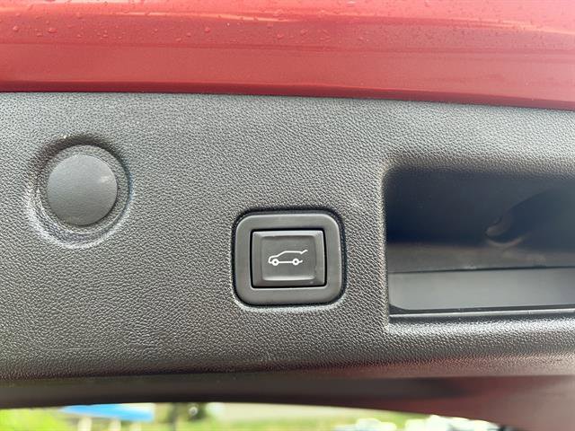 Used 2020 Chevrolet Equinox LT image 17