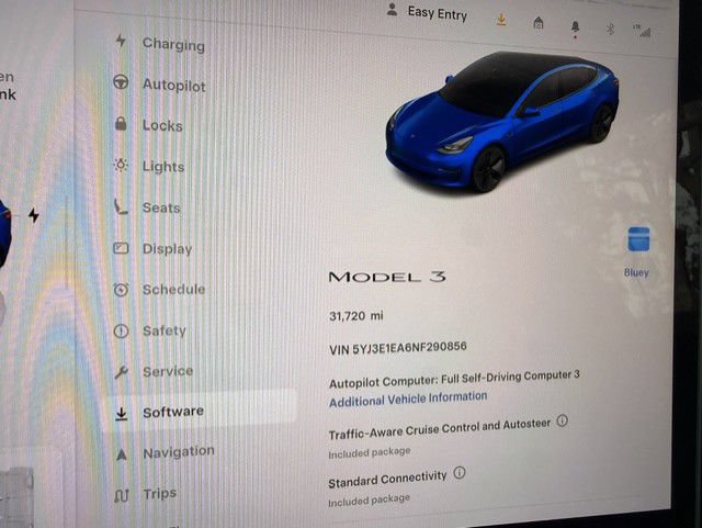 Used 2022 Tesla Model 3 Standard Range RWD image 4
