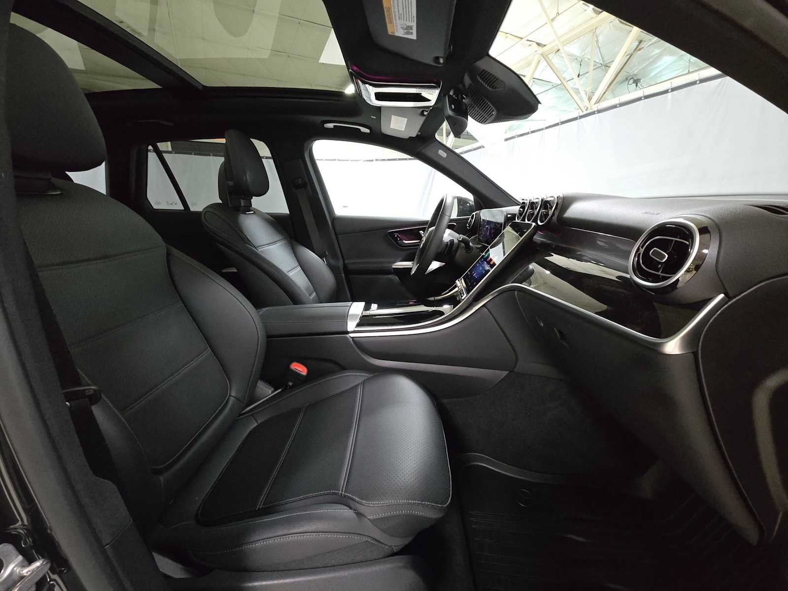 Certified 2026 Mercedes-Benz GLC 300 4MATIC image 11