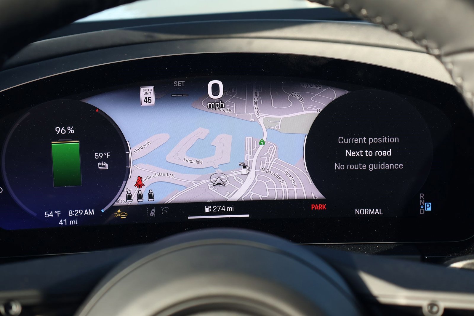 New 2025 Porsche Macan 4 Electric image 16