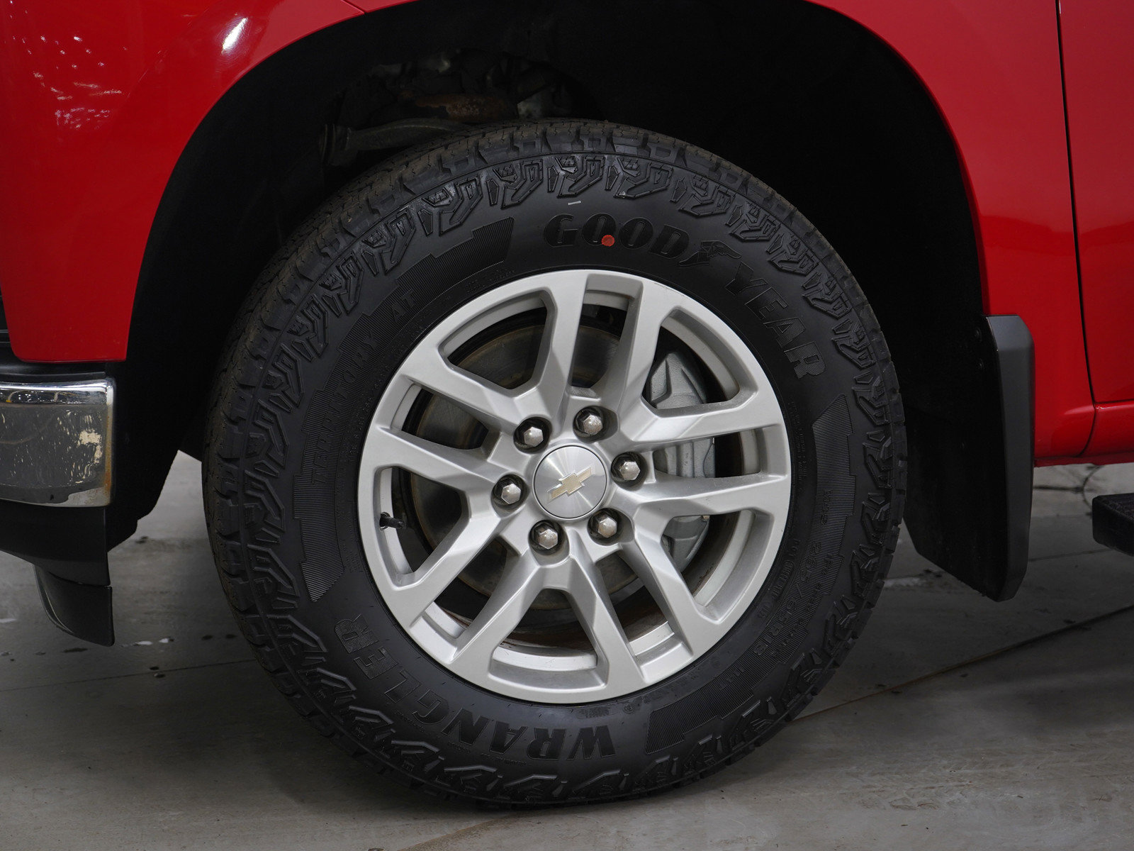 Used 2022 Chevrolet Silverado 1500 LT w/ Z71 Off-Road Package image 31