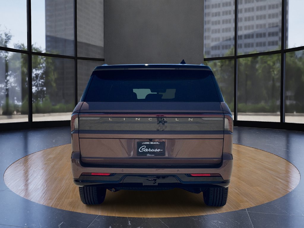 Used 2026 Lincoln Navigator Black Label AWD/4WD image 4
