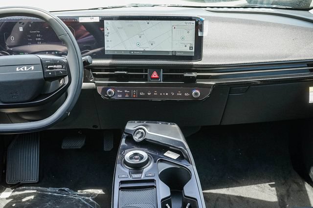 New 2026 Kia EV6 Wind RWD image 8