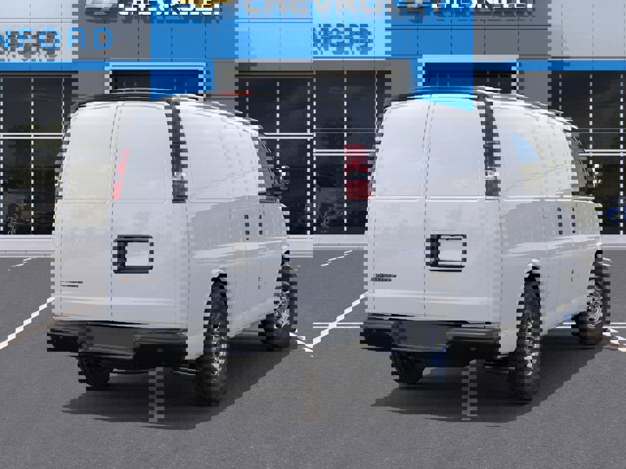 New 2025 Chevrolet Express 3500 w/ Driver Convenience Package image 4