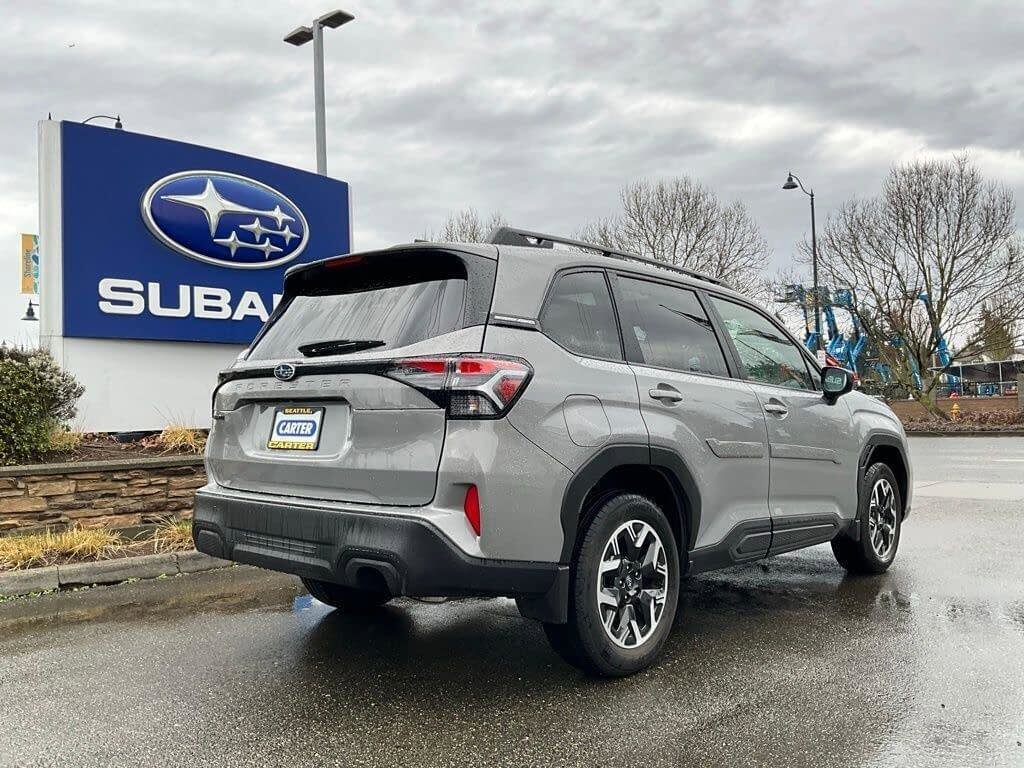 Certified 2025 Subaru Forester Premium image 8