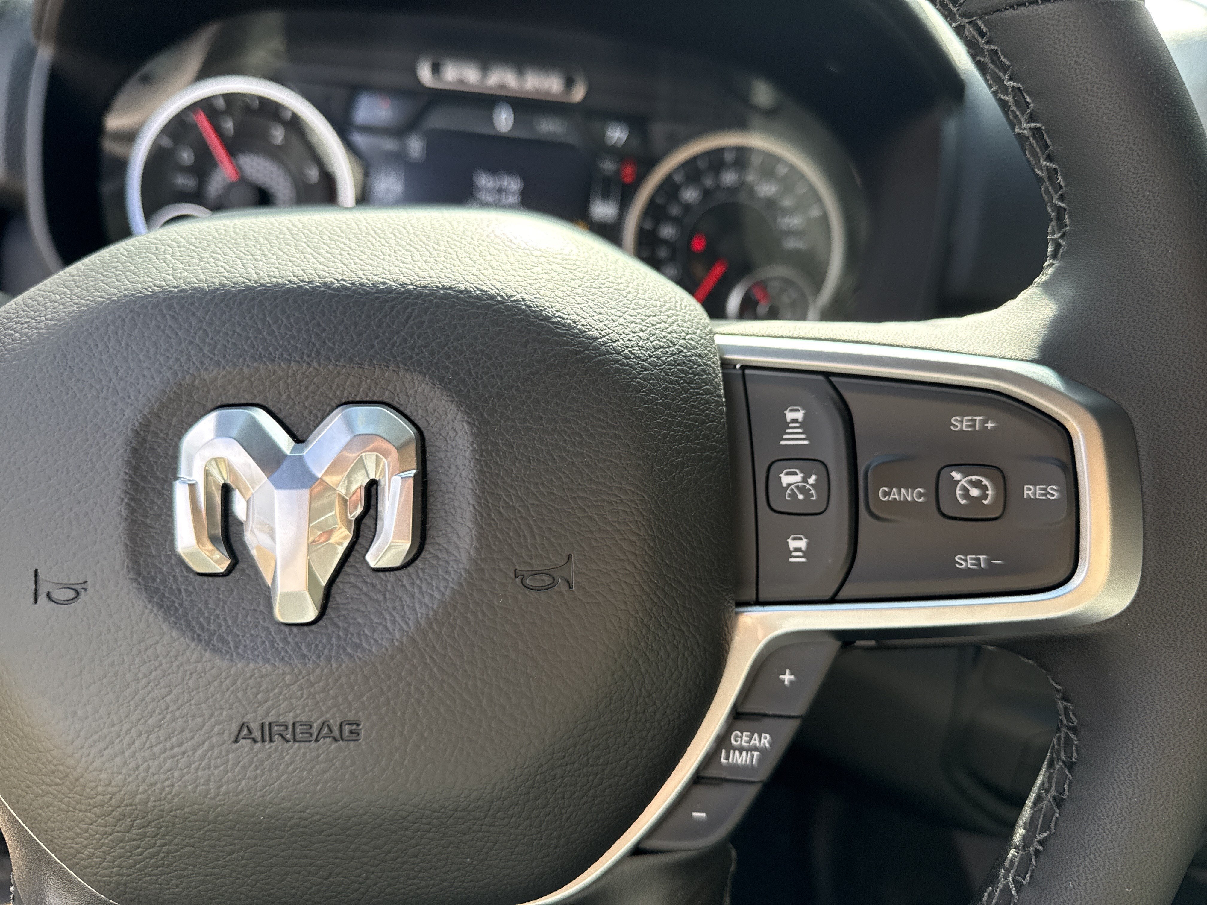 New 2026 RAM 3500 Big Horn AWD/4WD image 29