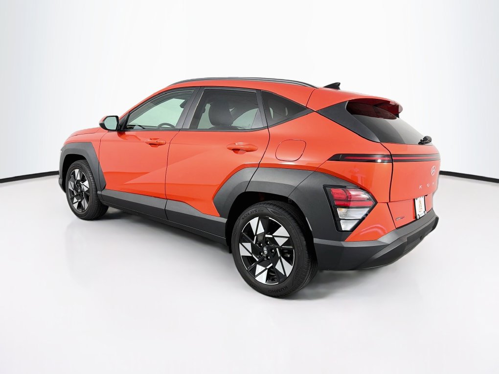Used 2024 Hyundai Kona SEL FWD image 7