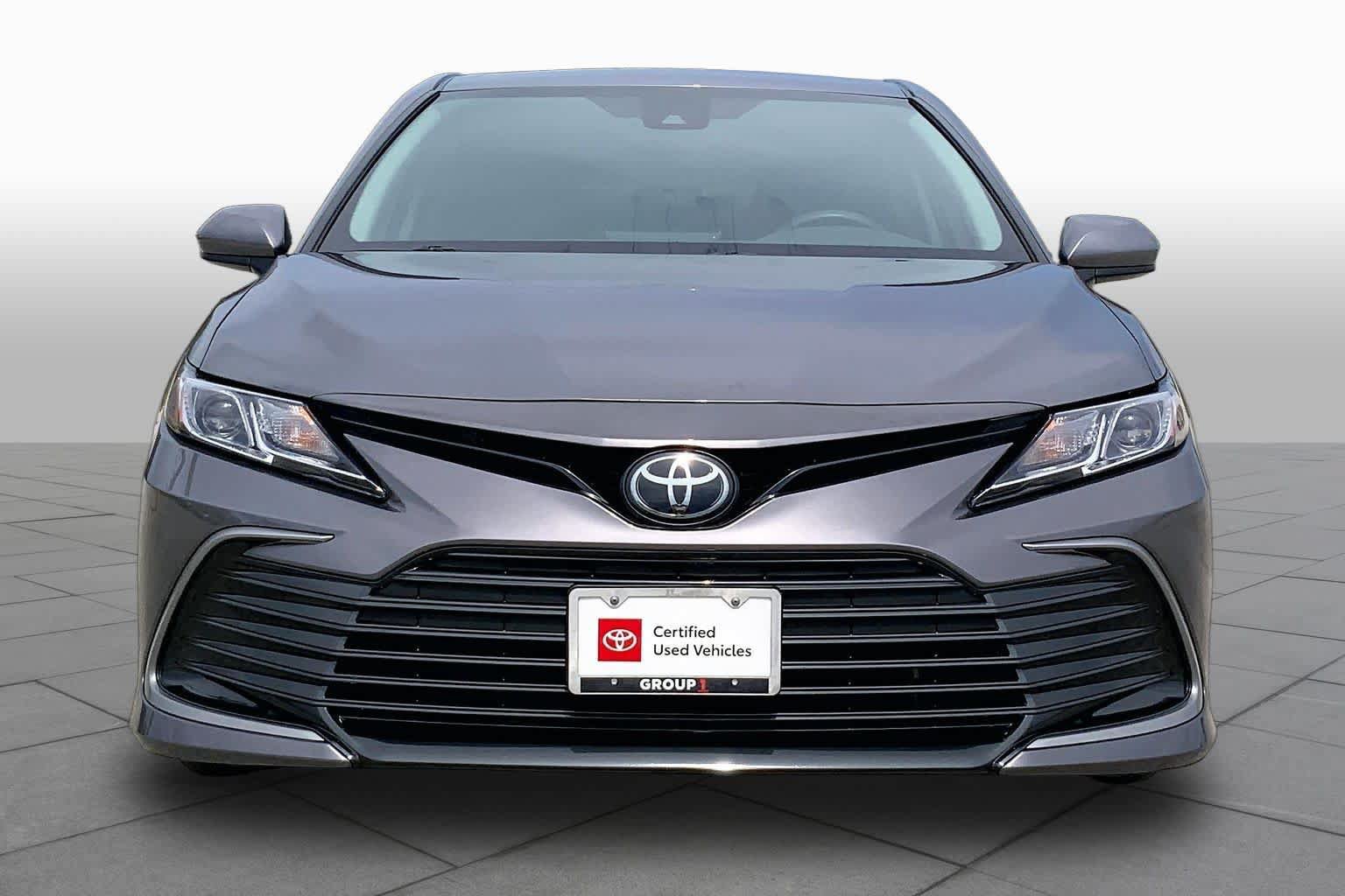 Used 2023 Toyota Camry LE FWD image 4