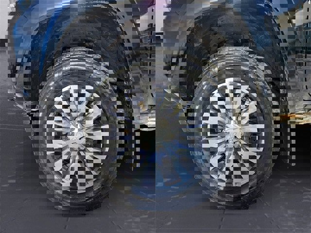 Used 2023 Toyota Tacoma Limited image 14