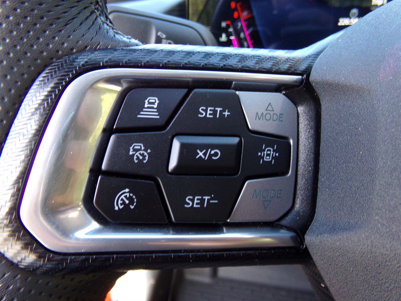 Used 2025 Ford Mustang GT Premium image 37