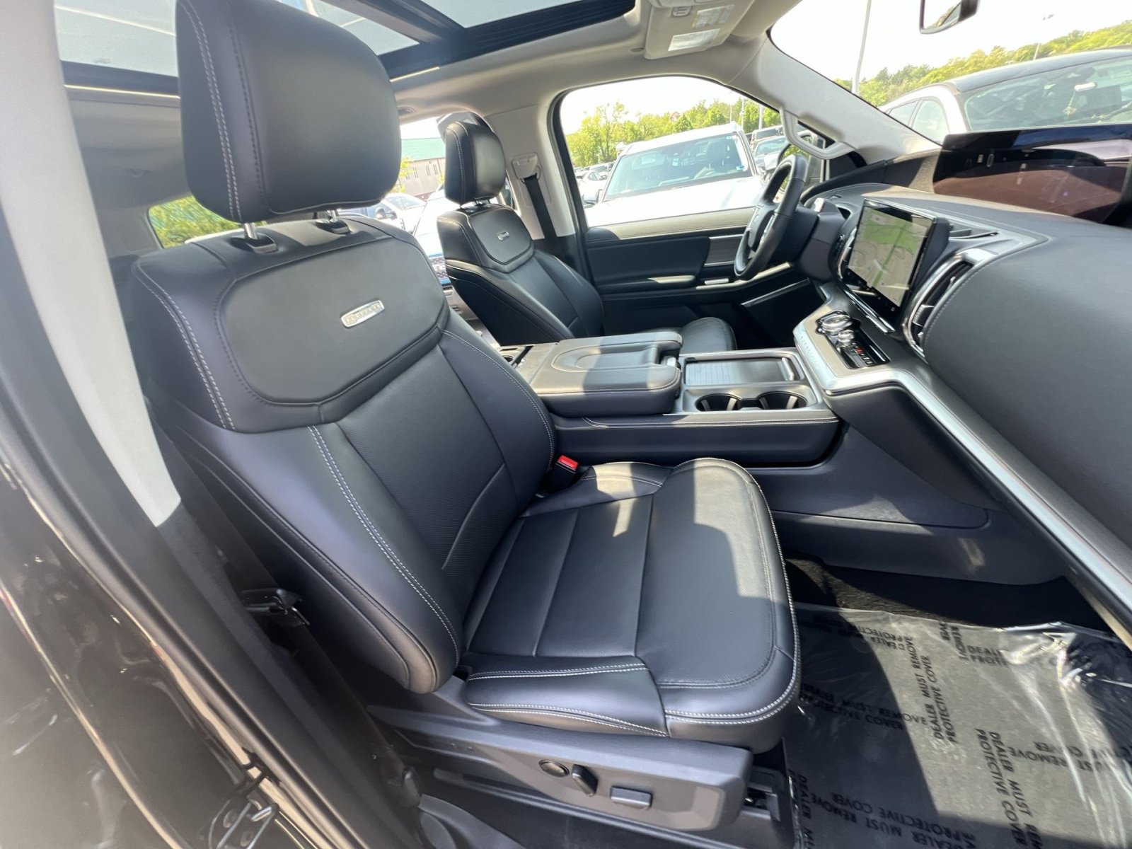 Certified 2025 Ford Expedition Platinum AWD/4WD image 36
